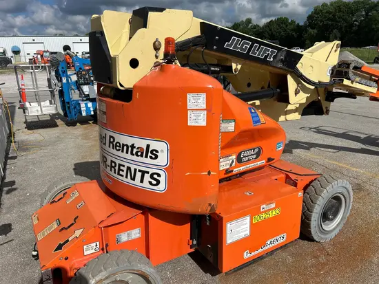 2017 JLG E400AJPN Articulating Boom Lift