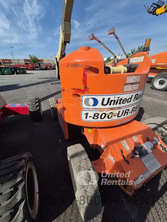 2017 JLG E450AJ Articulating Boom Lift