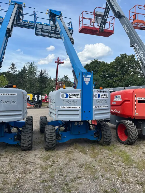 2016 Genie S-40 Boom Lift