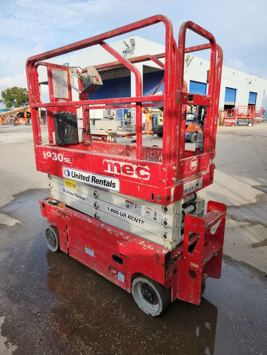 2017 MEC 1930SE Scissor Lift