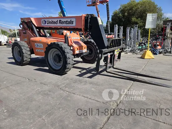 2016 SKYTRAK 6042 Forklift