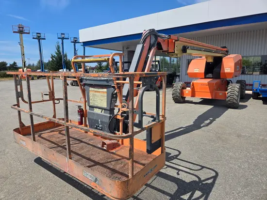 2017 JLG 660SJ Boom Lift