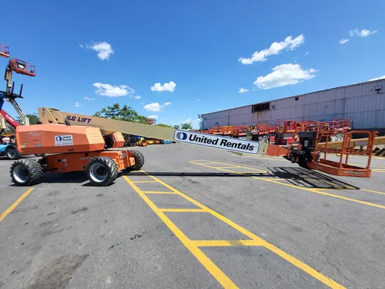 2015 JLG 800S Boom Lift