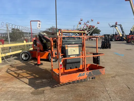 2017 JLG E450AJ Articulating Boom Lift