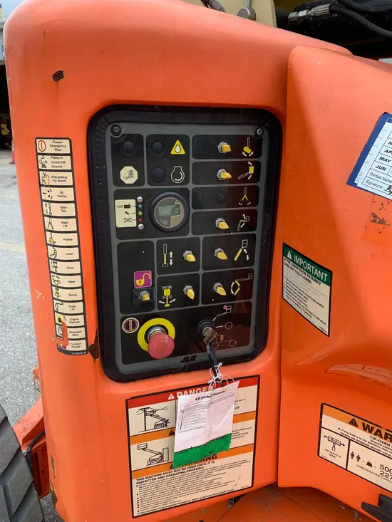 2016 JLG E450AJ Articulating Boom Lift