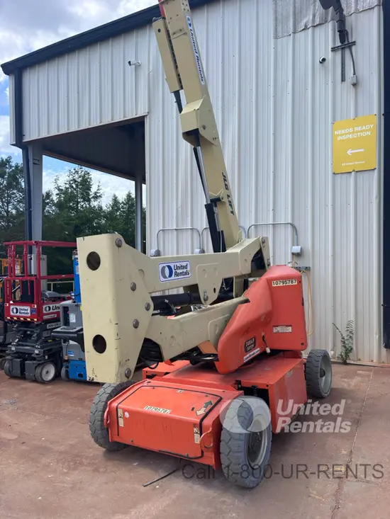 2018 JLG E400AJPN Articulating Boom Lift