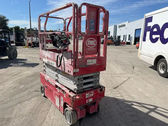 2017 MEC 1930SE Scissor Lift