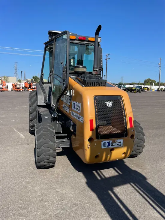 2021 Case 588H Forklift