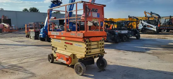2018 JLG 3246ES Scissor Lift