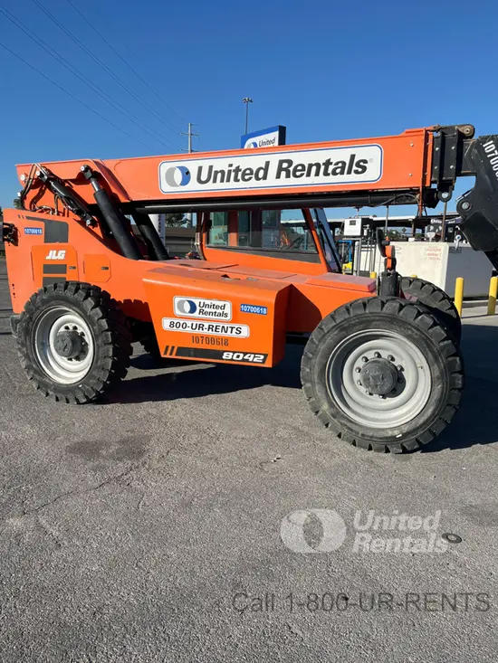 2017 SKYTRAK 8042 Forklift