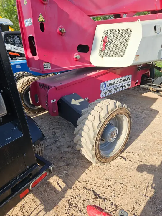 2016 MEC 60JD Boom Lift