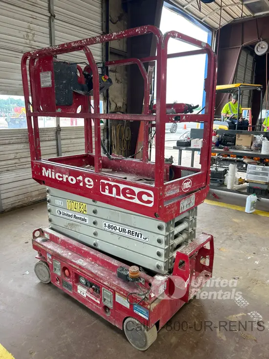 2018 MEC MICRO 19 Scissor Lift