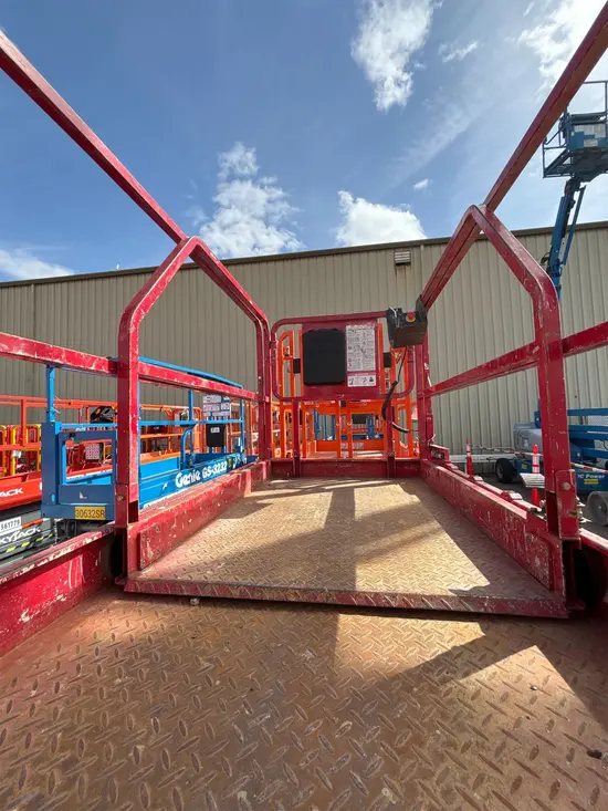 2017 MEC 4046SE Scissor Lift