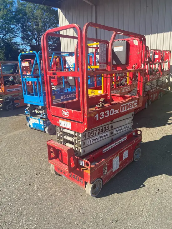 2017 MEC 1330SE Scissor Lift