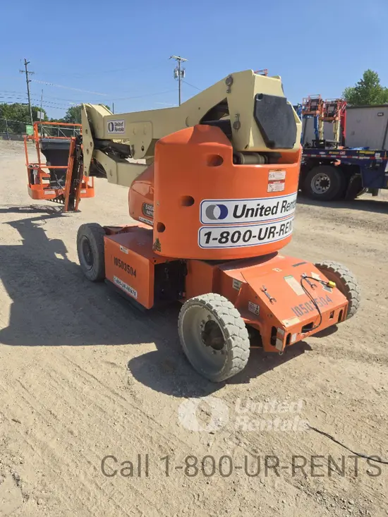 2016 JLG E400AJPN Articulating Boom Lift