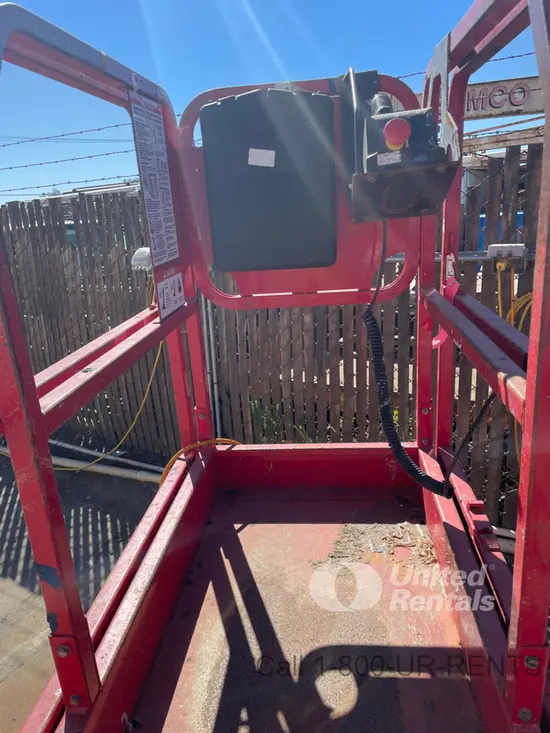 2017 MEC 1330SE Scissor Lift