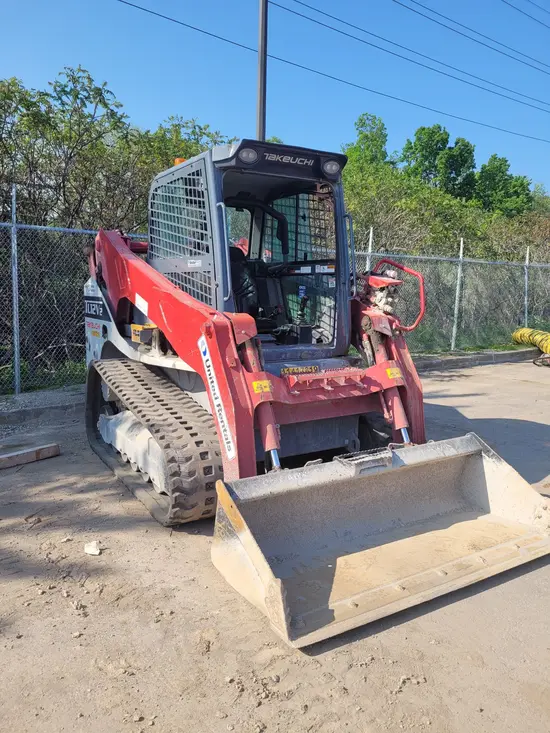 2022 Takeuchi TL12V2-CR Track Loader