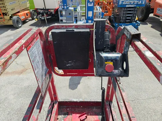 2018 MEC 1330SE Scissor Lift