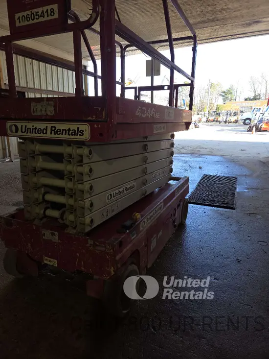 2017 MEC 4046SE Scissor Lift