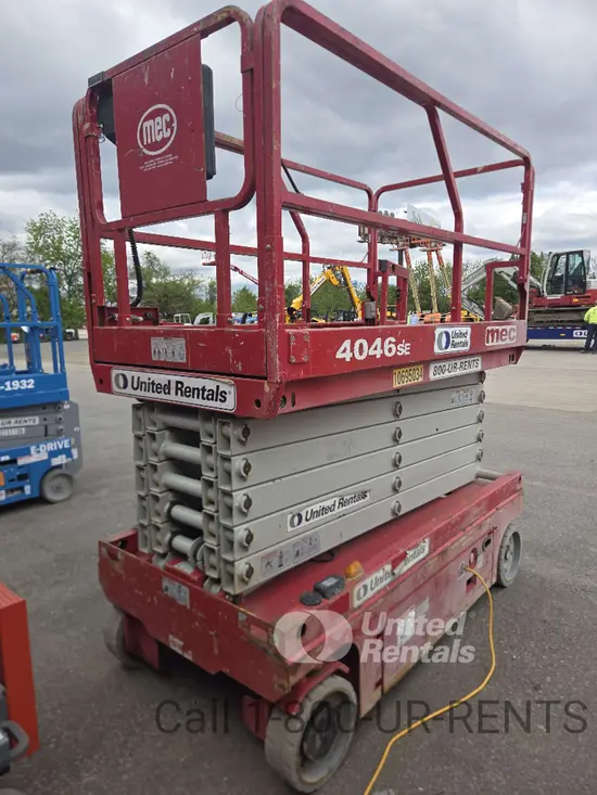 2017 MEC 4046SE Scissor Lift