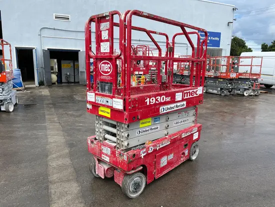2017 MEC 1930SE Scissor Lift