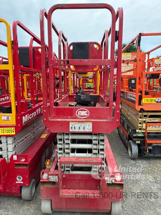 2019 MEC MICRO 19 Scissor Lift