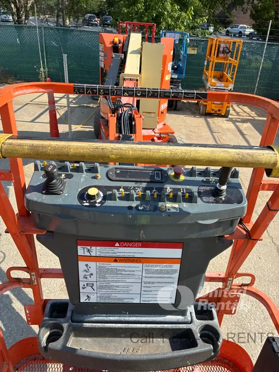 2018 JLG E300AJP Articulating Boom Lift
