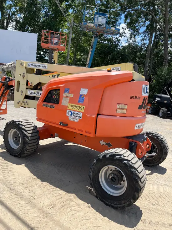 2017 JLG 450AJ Articulating Boom Lift