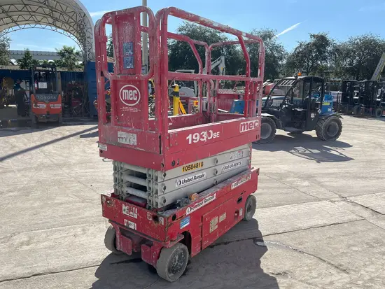 2017 MEC 1930SE Scissor Lift