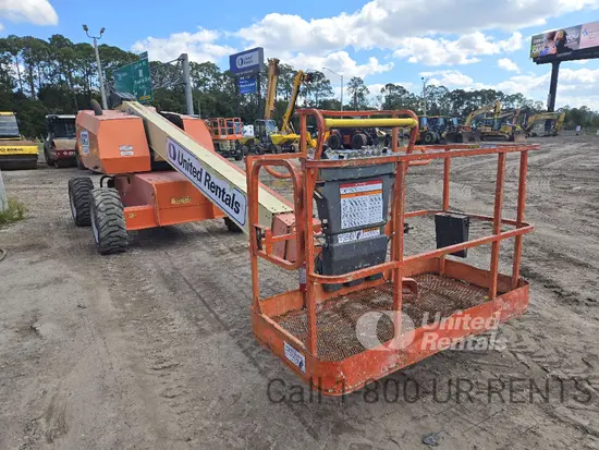 2017 JLG 600S Boom Lift