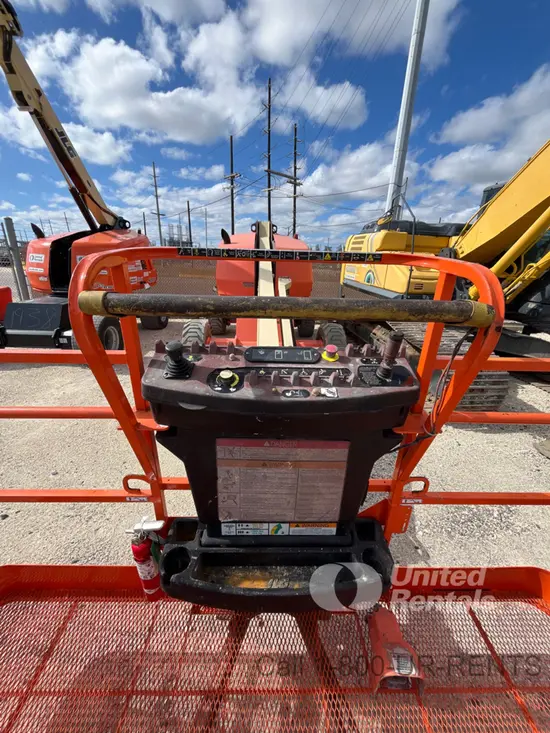 2017 JLG 400S Boom Lift