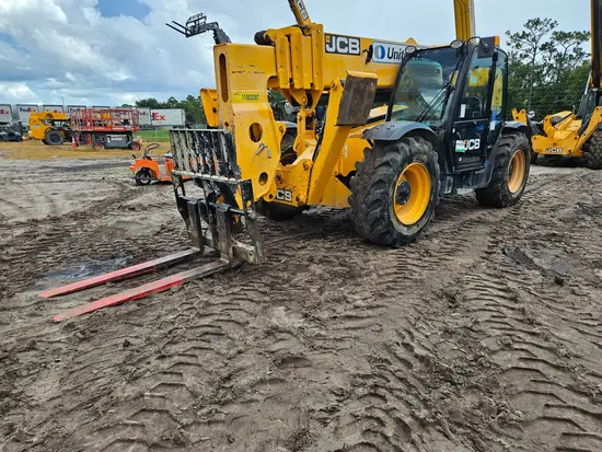 2019 JCB 510-56 Forklift