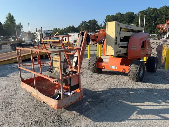 2017 JLG 450AJ Articulating Boom Lift