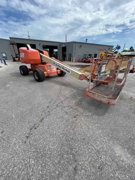 2016 JLG 400S Boom Lift
