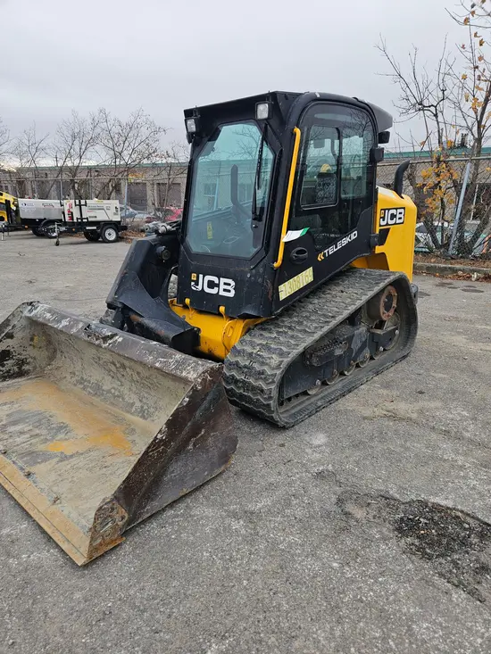 2021 JCB 3TS-8T Track Loader