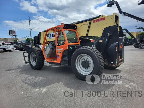 2019 JLG 1055 Forklift