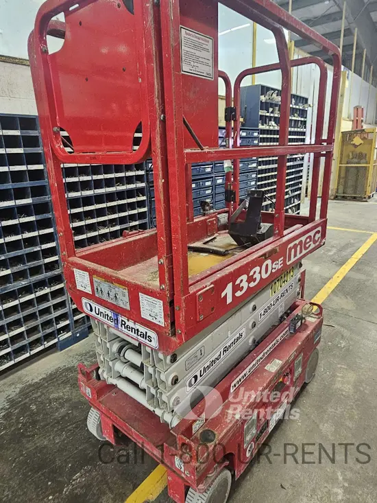 2017 MEC 1330SE Scissor Lift