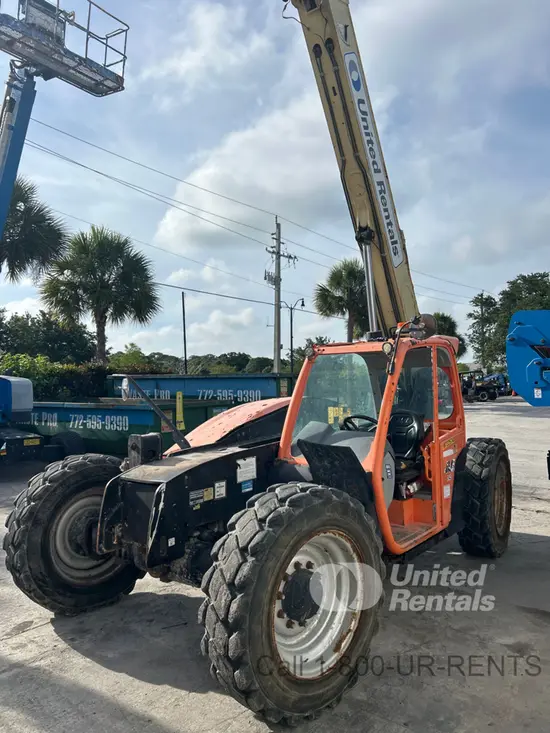 2018 JLG 742 Forklift