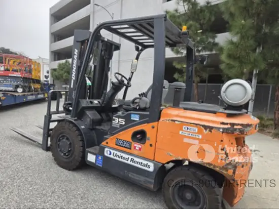 2019 Doosan G35S-7DF Warehouse Forklift