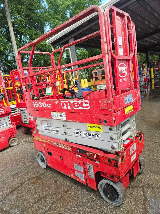 2017 MEC 1930SE Scissor Lift