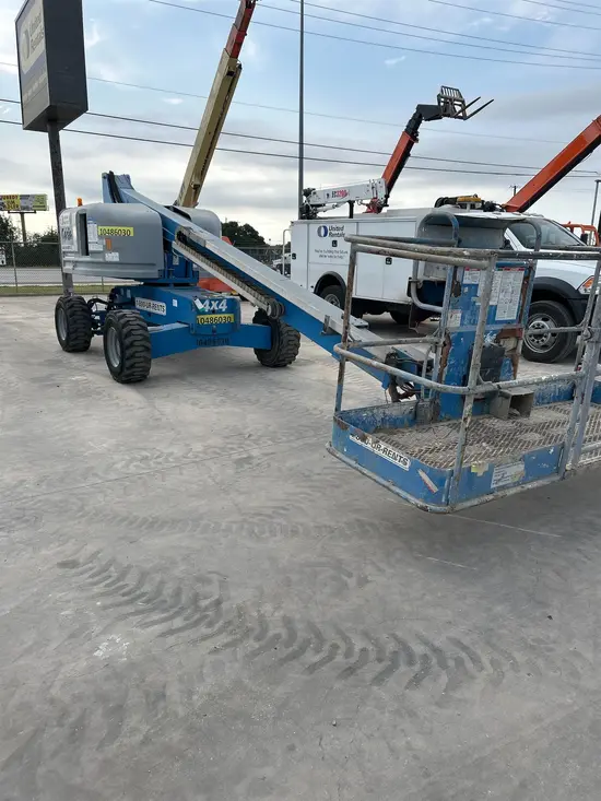 2016 Genie S-40 Boom Lift