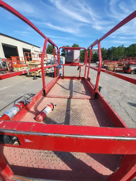 2017 MEC 4046SE Scissor Lift