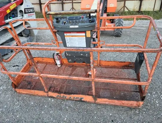 2017 JLG 600S Boom Lift