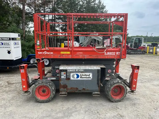2017 Skyjack SJ6832RT Rough Terrain Scissor Lift