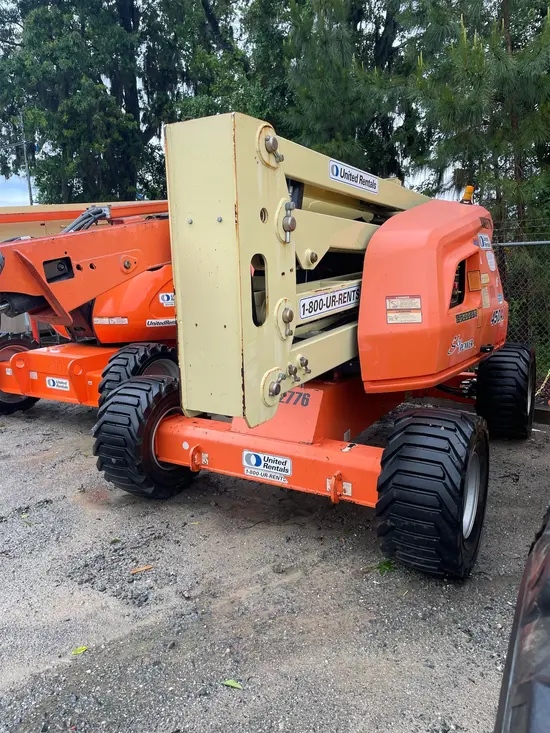 2017 JLG 450AJ Articulating Boom Lift