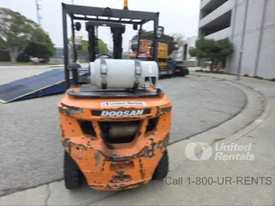 2019 Doosan G35S-7DF Warehouse Forklift
