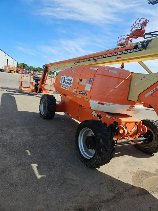 2017 JLG 800AJ Articulating Boom Lift