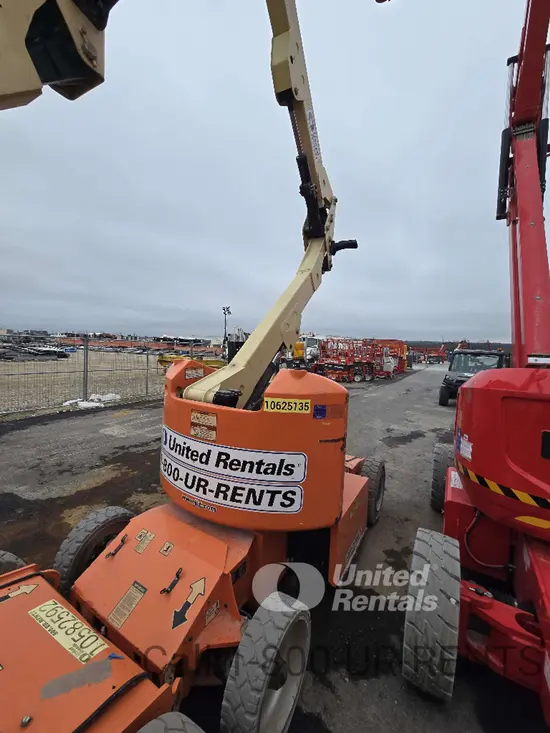 2017 JLG E400AJPN Articulating Boom Lift