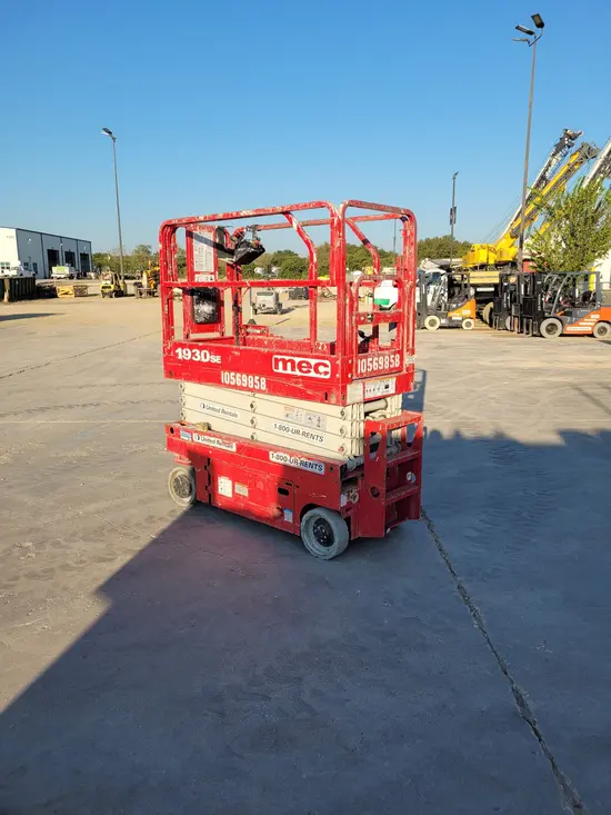 2017 MEC 1930SE Scissor Lift