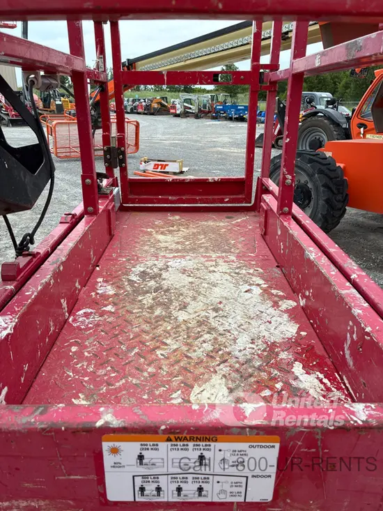 2018 MEC MICRO 19 Scissor Lift